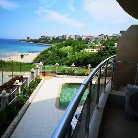 아파트 Albatros Private