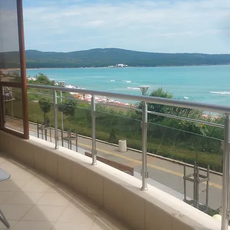 Albatros Private شقة *