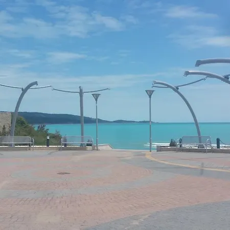 Albatros Private شقة