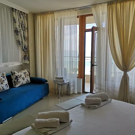 Albatros Private بريمورسكو