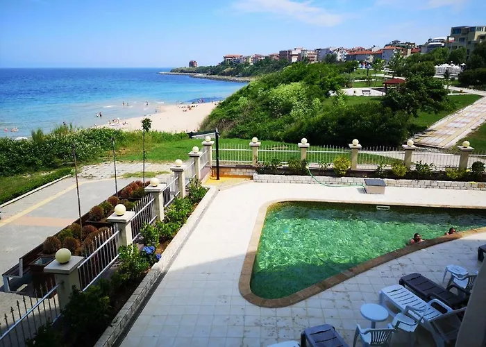 Albatros Private * Приморско